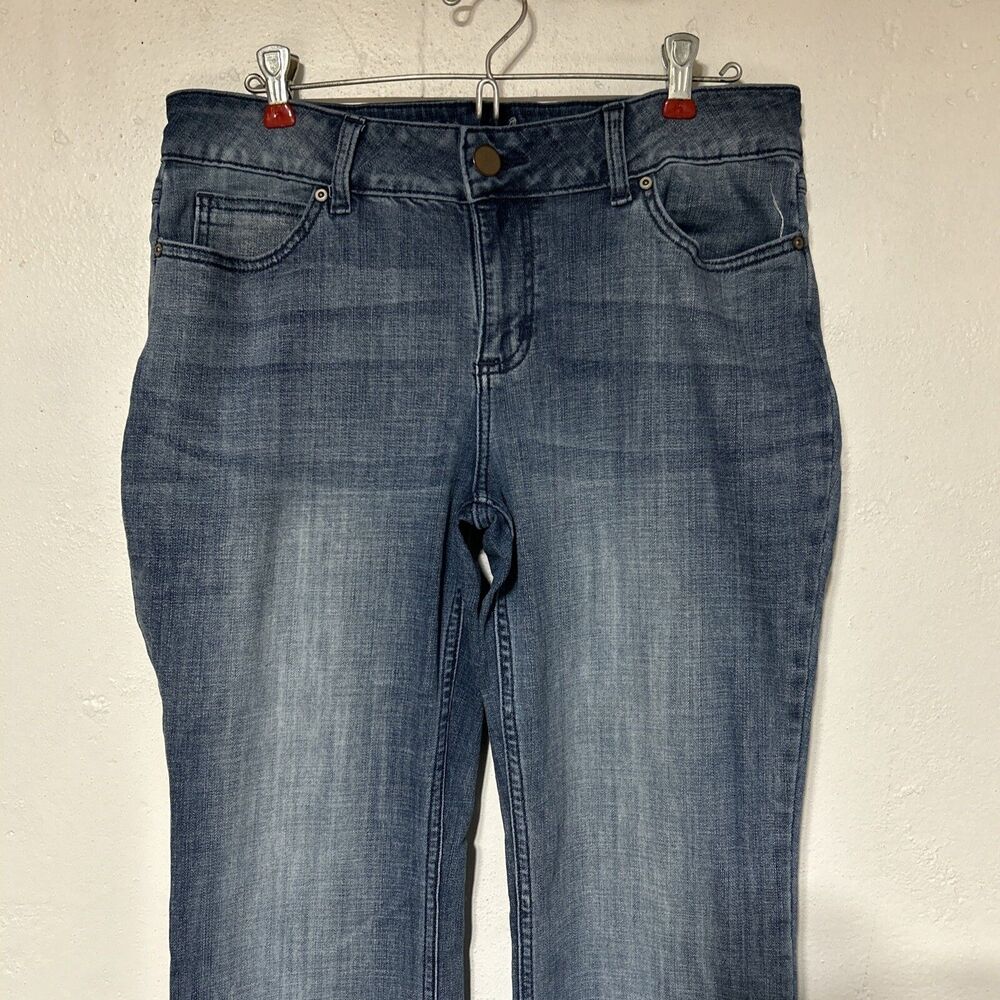 Wrangler Boot Cut Womens Jeans Medium Wash 13x30 Denim Stretch - Picture 3 of 14